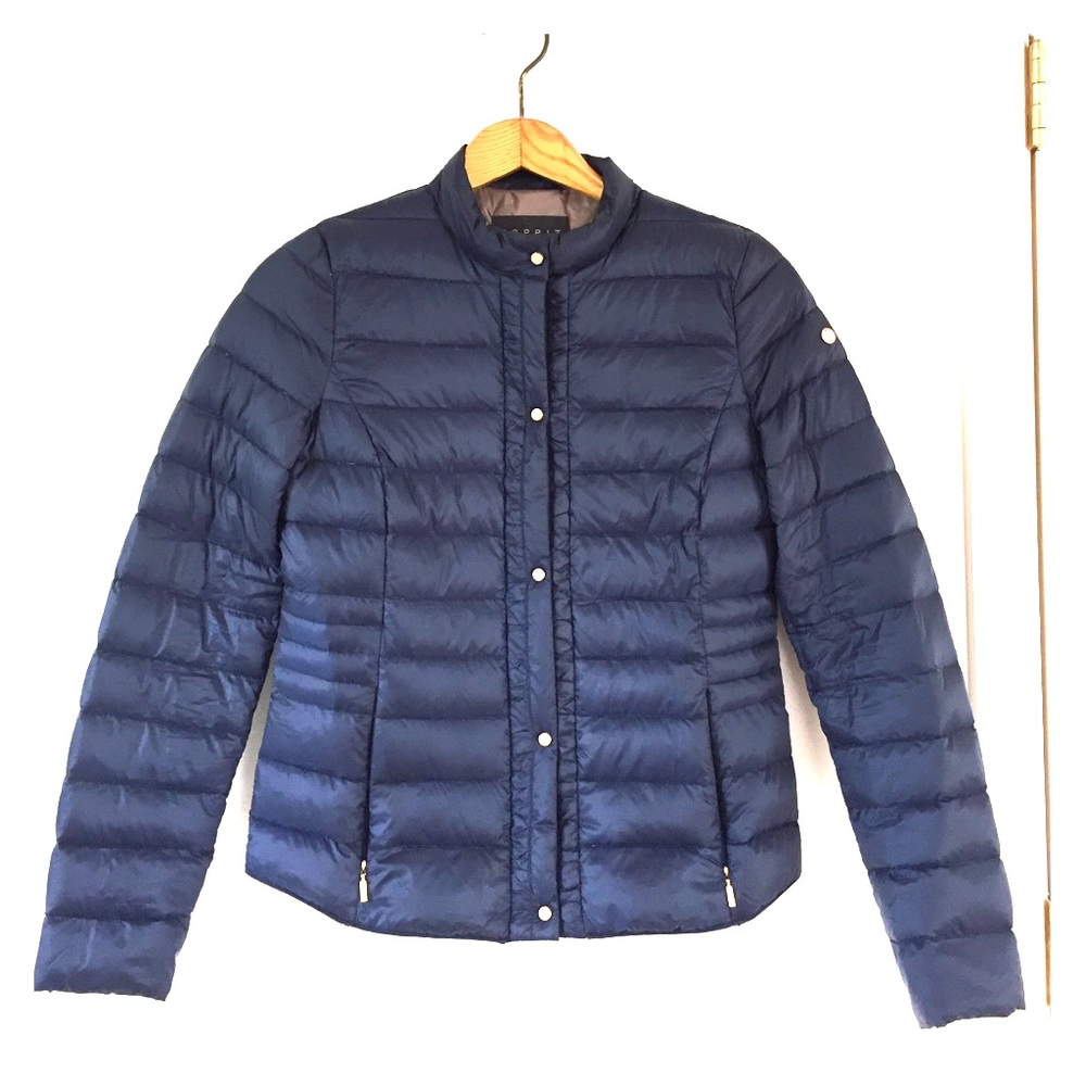 Light weight down puffy coat